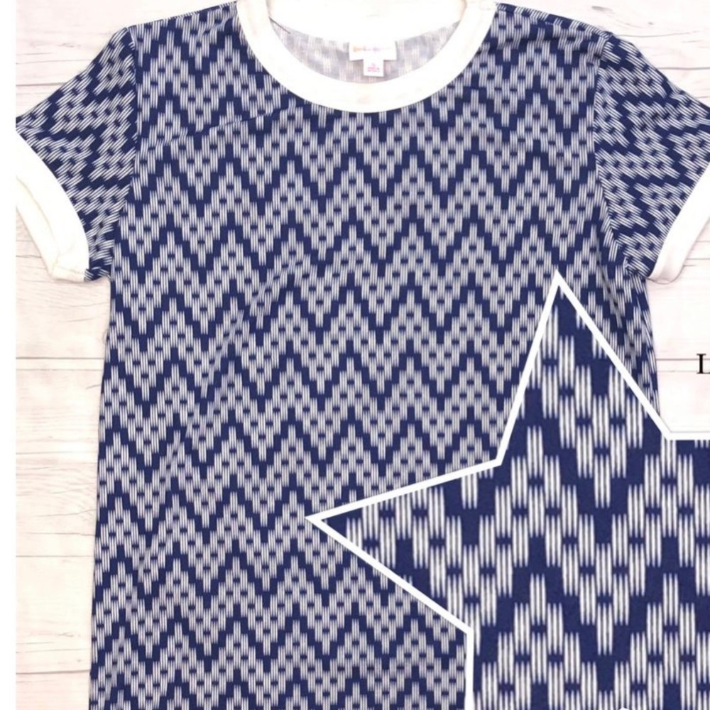 LuLaRoe Liv Tee